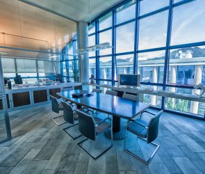 Commercials Leasing commercial property